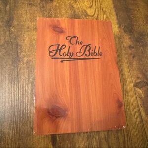 Ford UAW Local 900 Detroit Holy Bible With Wood Presentation Box Prince Of Peace